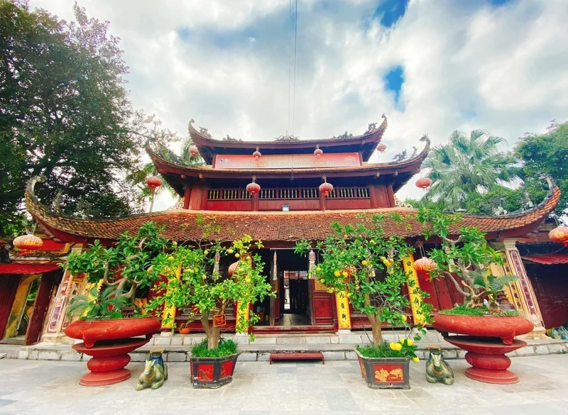 Vẻ đẹp thanh tịnh tỏa sáng tại Chùa Hàng