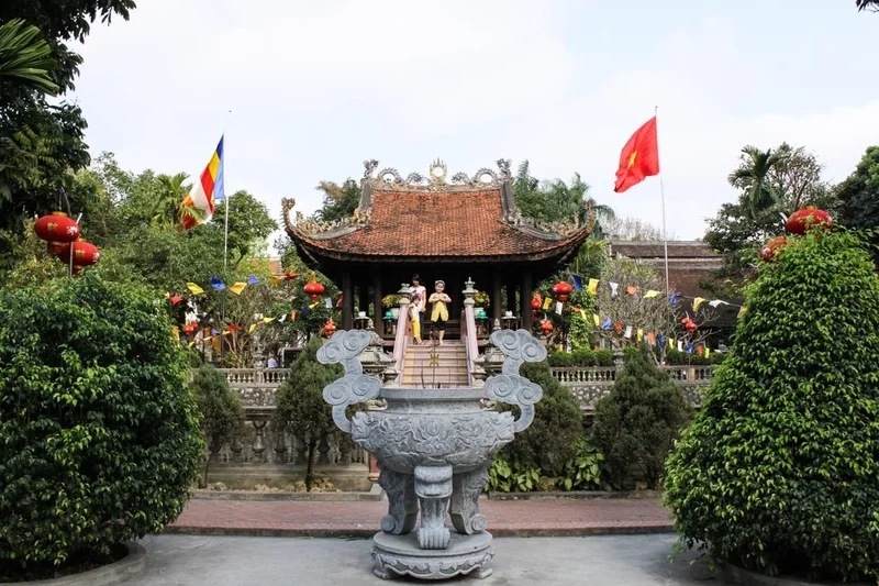 Chùa Hàng là chốn tâm linh giữa đô thị