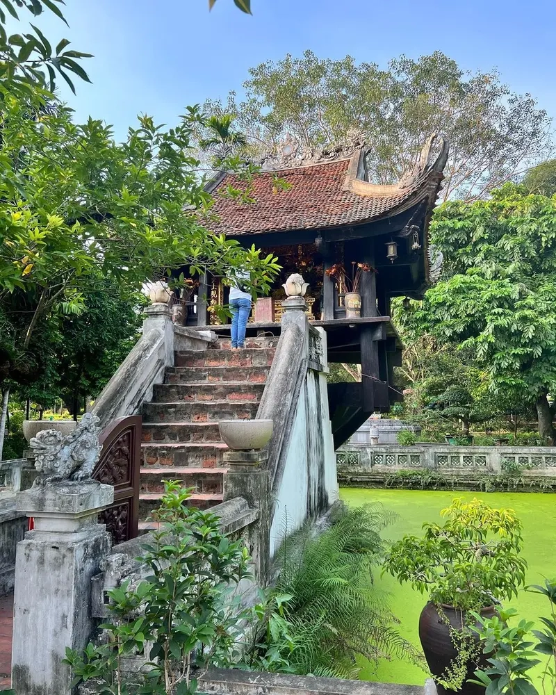 Tìm hiểu di sản văn hóa tại Di tích lịch sử Chùa Một Cột