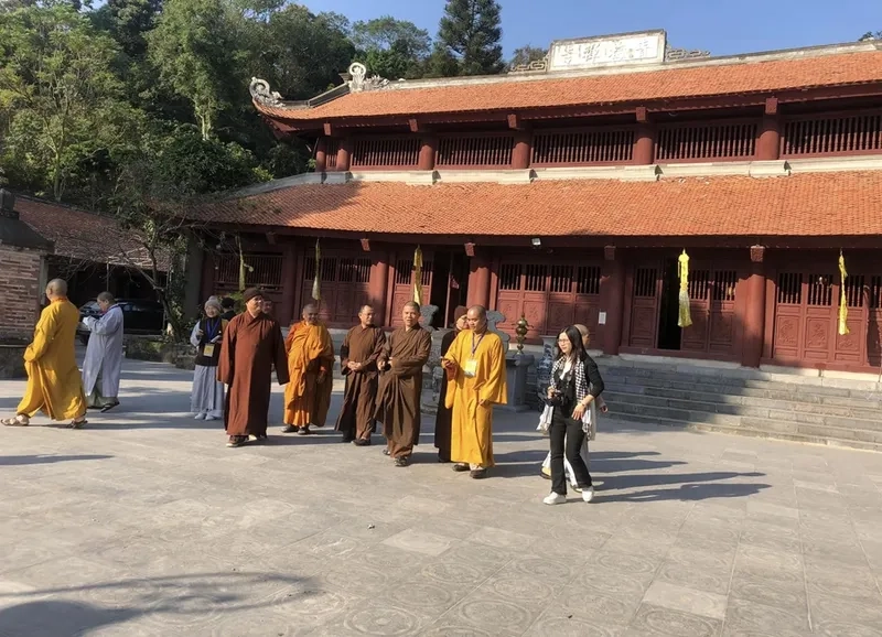 Vẻ đẹp tĩnh lặng khó quên của Chùa Thanh Mai