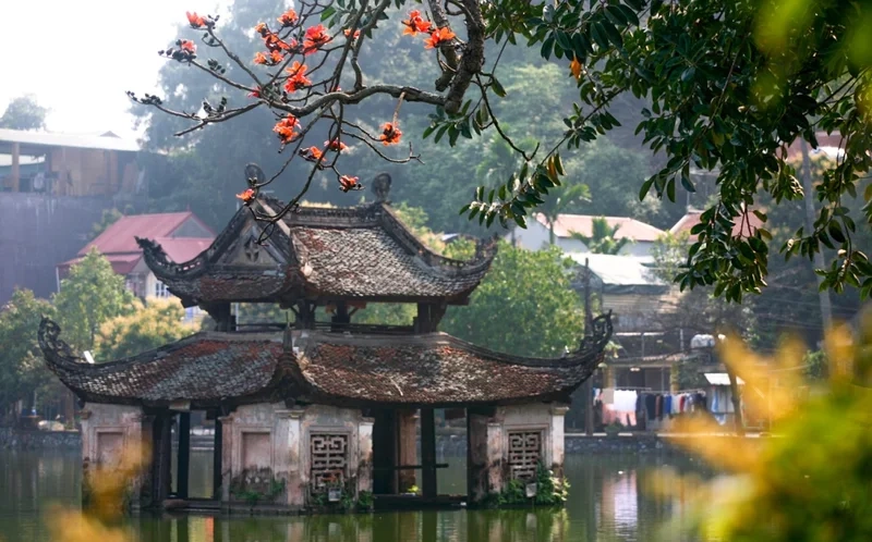 Chùa Thầy lưu giữ nét kiến trúc cổ kính nghìn năm