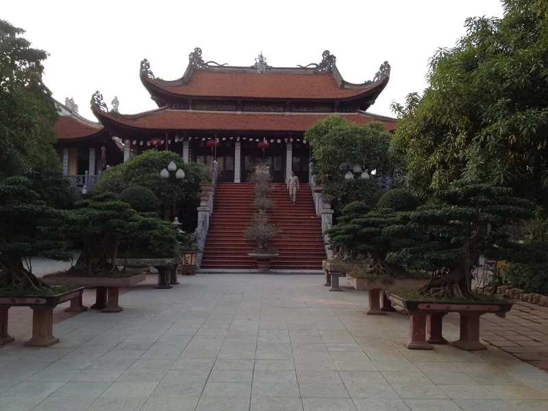 Chùa Tứ Kỳ là chốn bình yên giữa phố thị