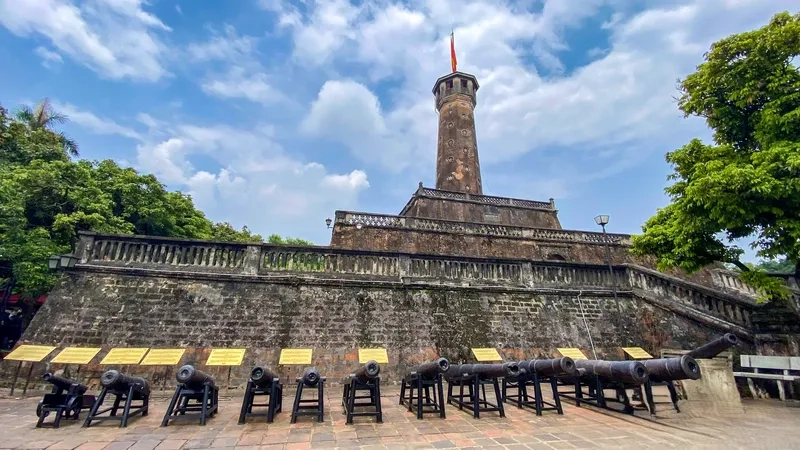 Đôi nét về Cột cờ Hà Nội