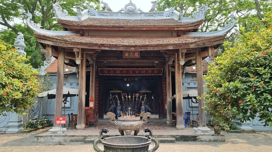 Kiến trúc và không gian đền Chử Đồng Tử