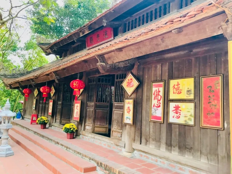 Không gian Đền Chu Văn An mang đậm dấu ấn văn hóa