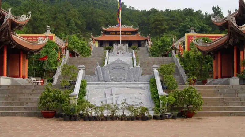 Đền Chu Văn An là nơi lưu truyền đạo học xưa