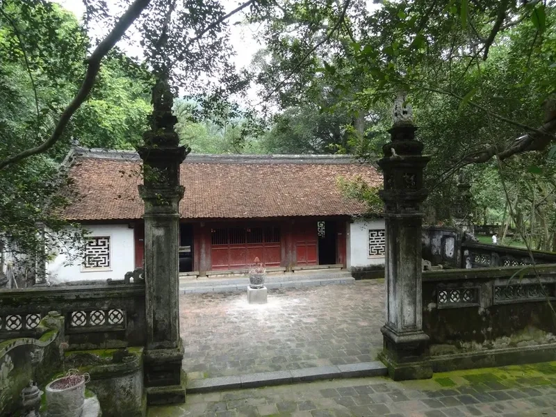 Trải nghiệm không gian tâm linh ở Đền Gióng