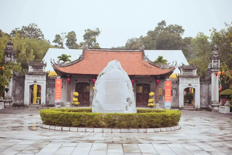 Kiến trúc và không gian đền Hai Bà Trưng