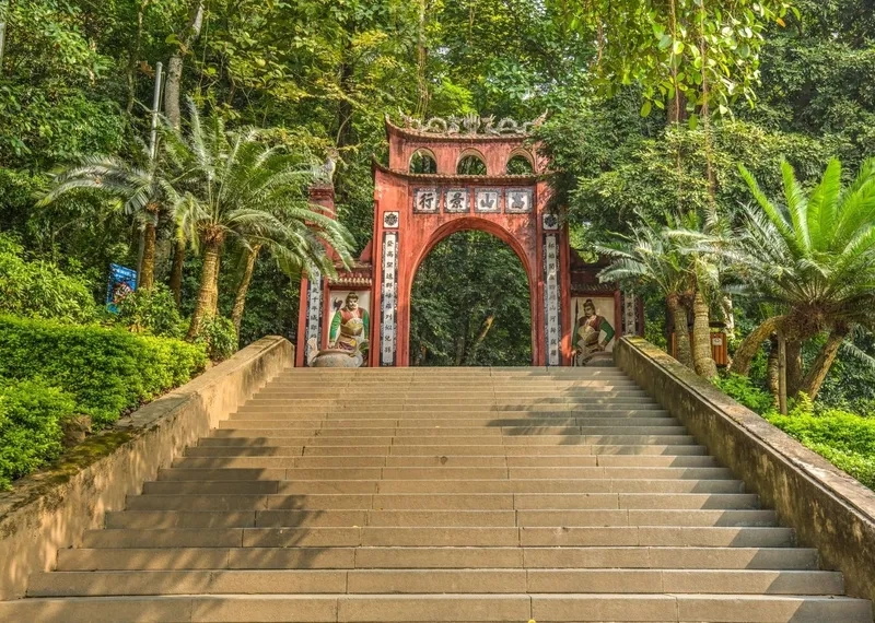 Đền Hùng linh thiêng lưu giữ hồn thiêng sông núi