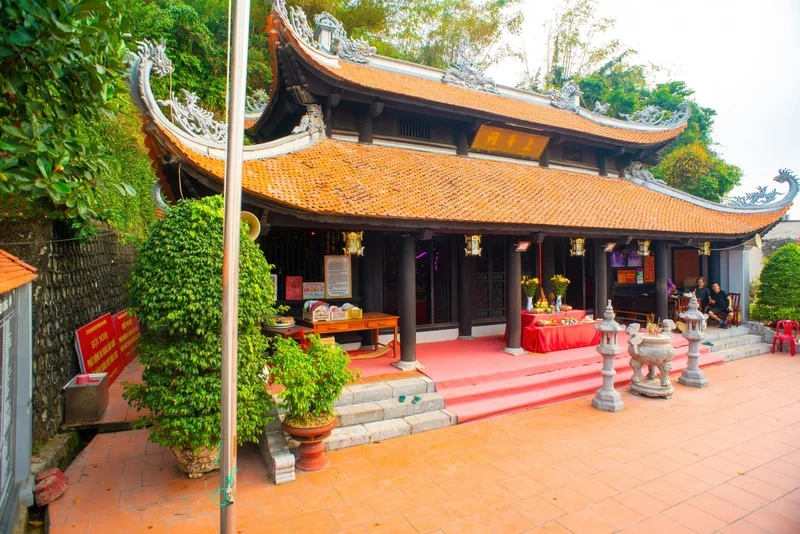 Đền Nghè lưu giữ nhiều giá trị lịch sử quý báu