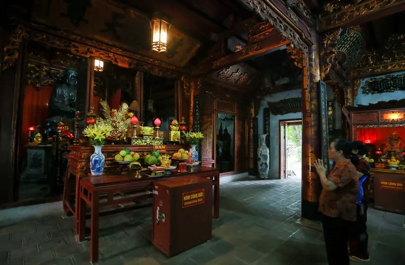 Đền Quán Thánh là điểm đến tâm linh nổi tiếng Hà Nội