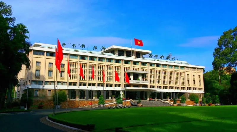 Dinh Độc Lập - Biểu tượng lịch sử gắn liền Sài Gòn xưa