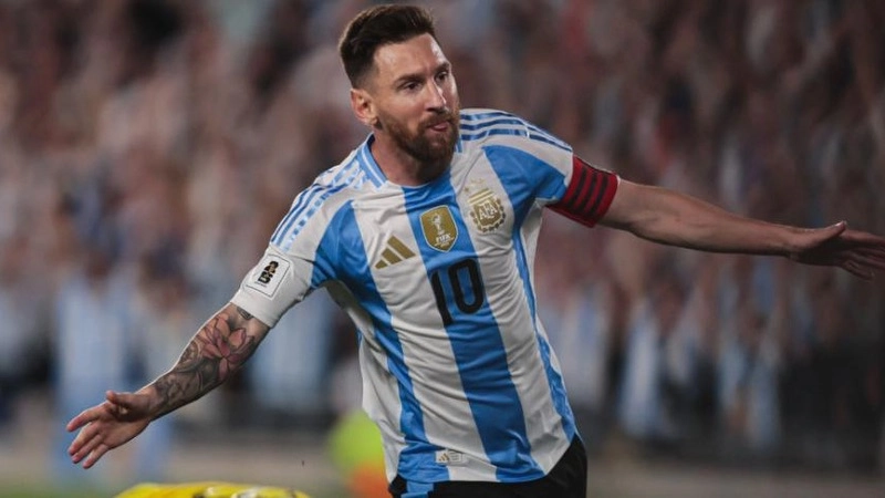 Chắc chắn Lionel Messi là tiền đạo Argentina vĩ đại nhất