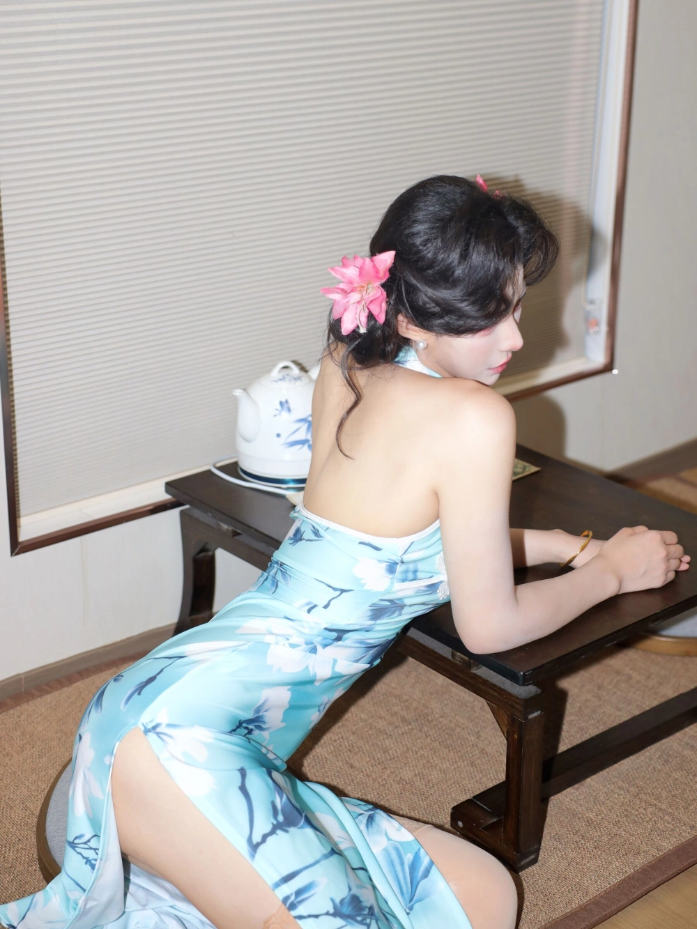 Gái xinh banh háng khoe lồn mang nét đẹp gợi cảm sexy đầy sức hút