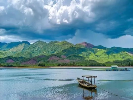 Tổng hợp ca dao về mây giàu cảm xúc và hình ảnh đẹp