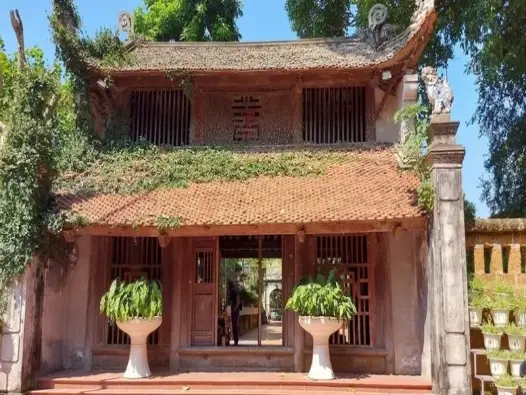 Khám phá vẻ đẹp linh thiêng và lịch sử của Chùa Mía Hà Nội