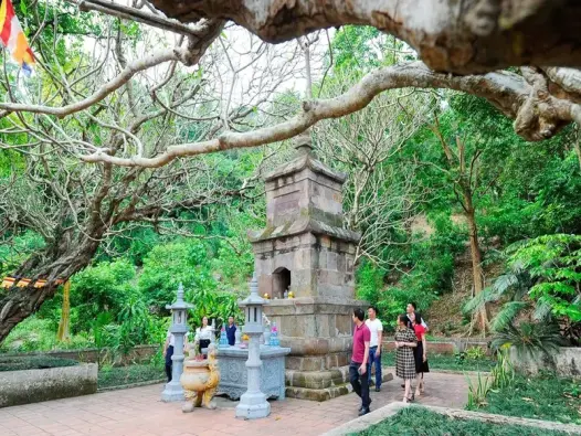 Khám phá Chùa Thanh Mai với vẻ đẹp cổ kính và yên bình