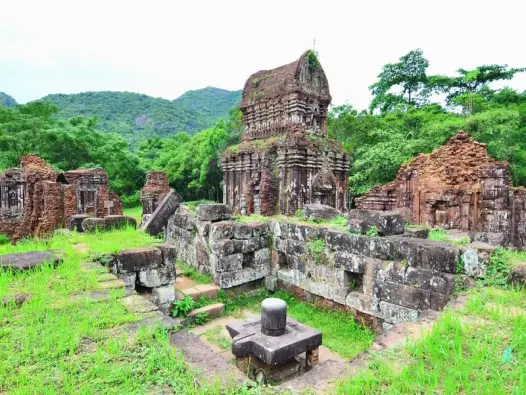 Thánh địa Mỹ Sơn - Di tích Chăm Pa huyền thoại nghìn năm