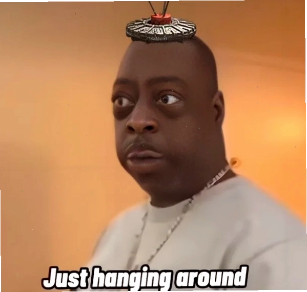 anh da đen meme ôm đầu