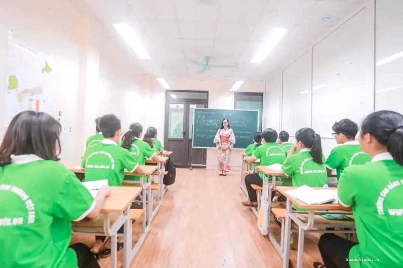 Avatar gái xinh đẹp với mái tóc dài che mặt