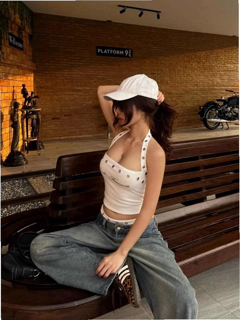 Bộ sưu tập ảnh gái xinh che mặt đẹp, khoe góc nghiêng cuốn hút