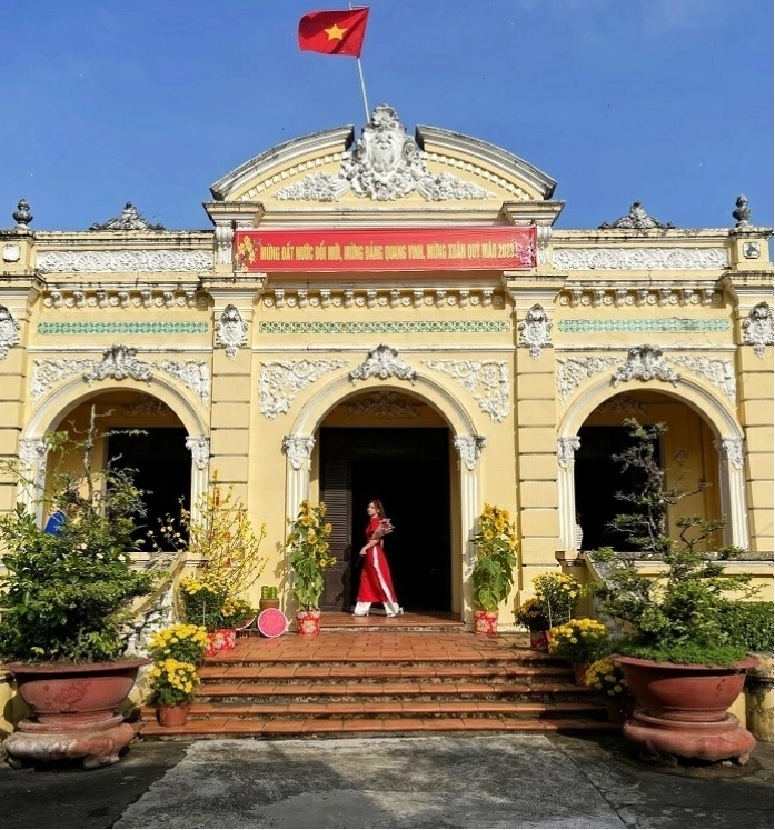 Các hiện vật khảo cổ tại Bảo tàng Kiên Giang