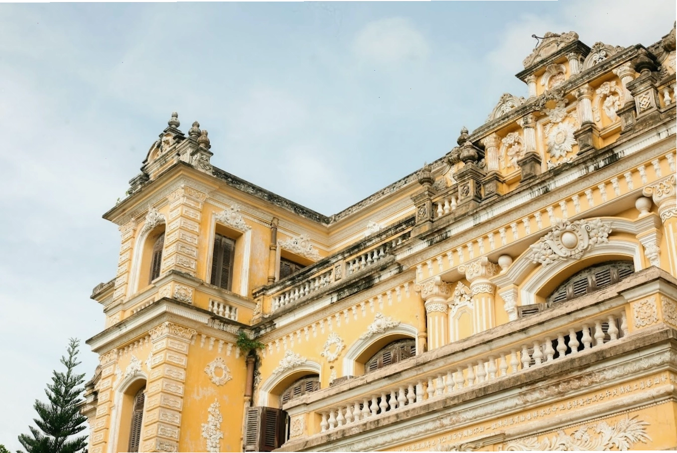 Cung An Định với kiến trúc châu Âu sang trọng