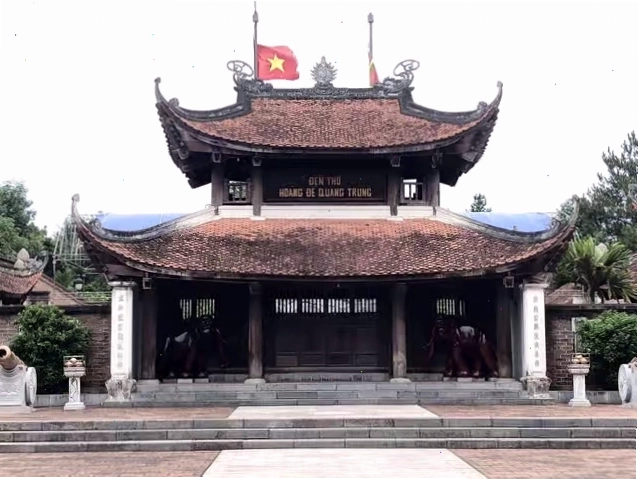 Đền thờ Hoàng đế Quang Trung trên núi Quyết, Nghệ An