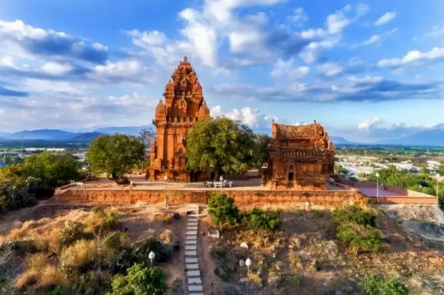 Khám phá Di tích Lịch sử ở Ninh Thuận Nổi tiếng