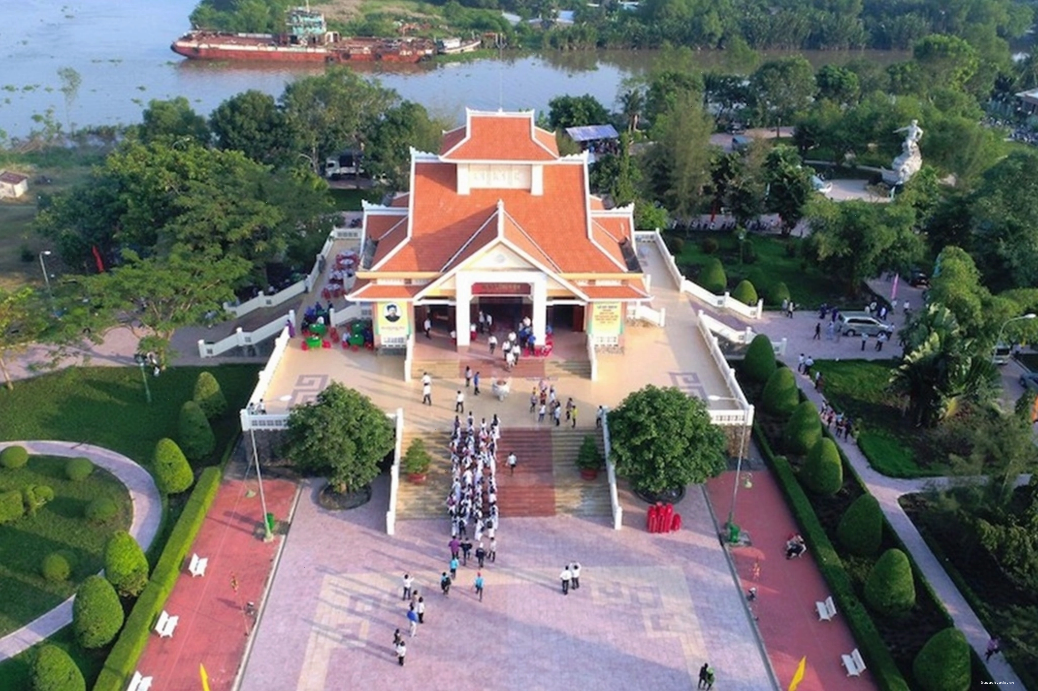 Khu di tích Vàm Nhựt Tảo nhìn từ trên cao