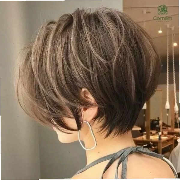 Kiểu móc light phù hợp với tóc ngắn cá tính