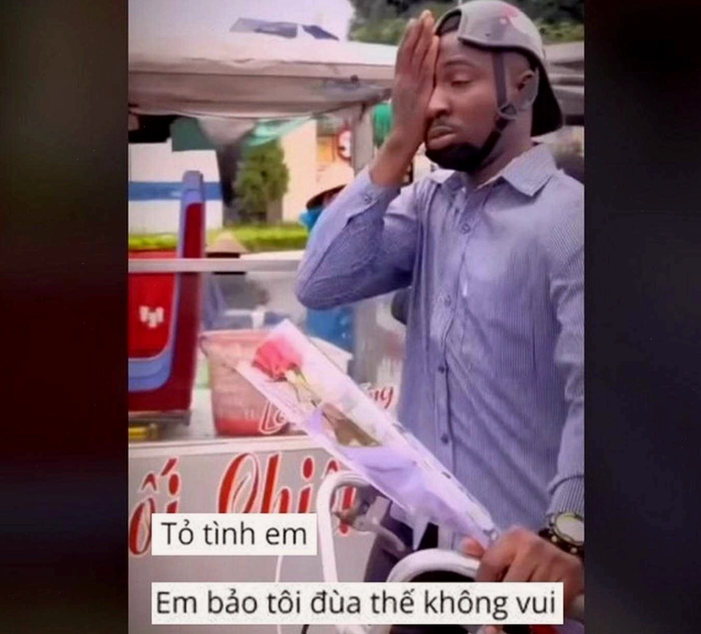 Meme anh da đen khóc cute buồn cười