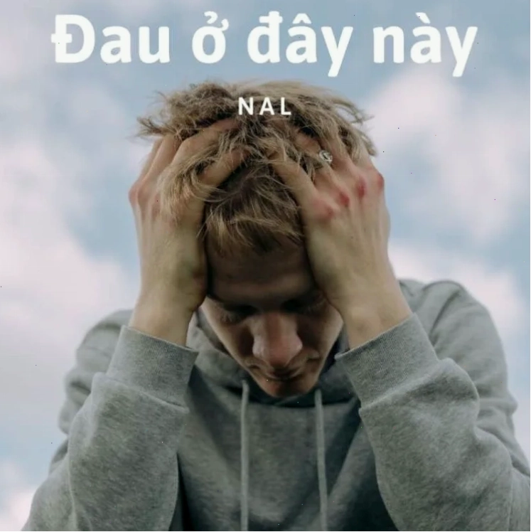 Meme 'Đau ở đây này' diễn tả sự tổn thương tình cảm