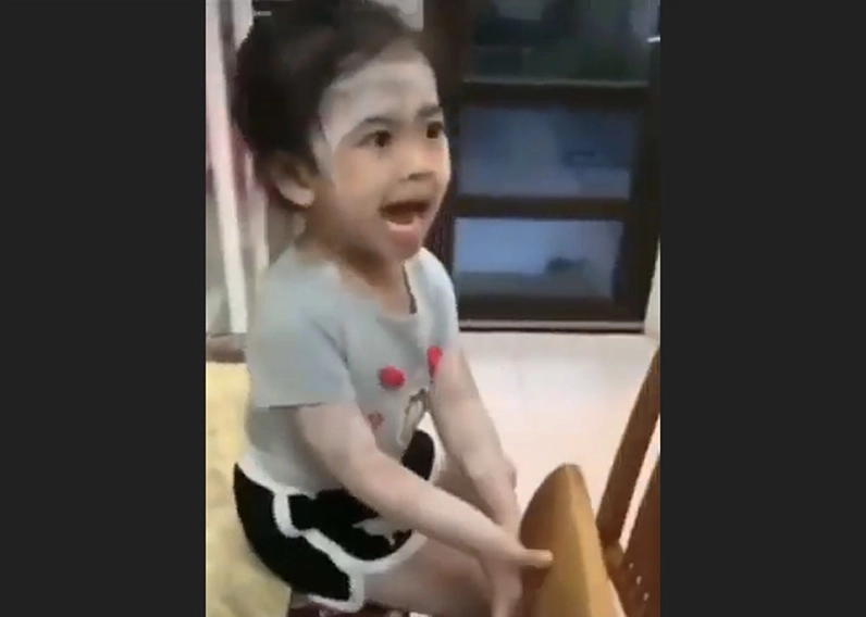 Meme giật mình: Tuyển tập ảnh hài hước cho mọi tình huống sốc