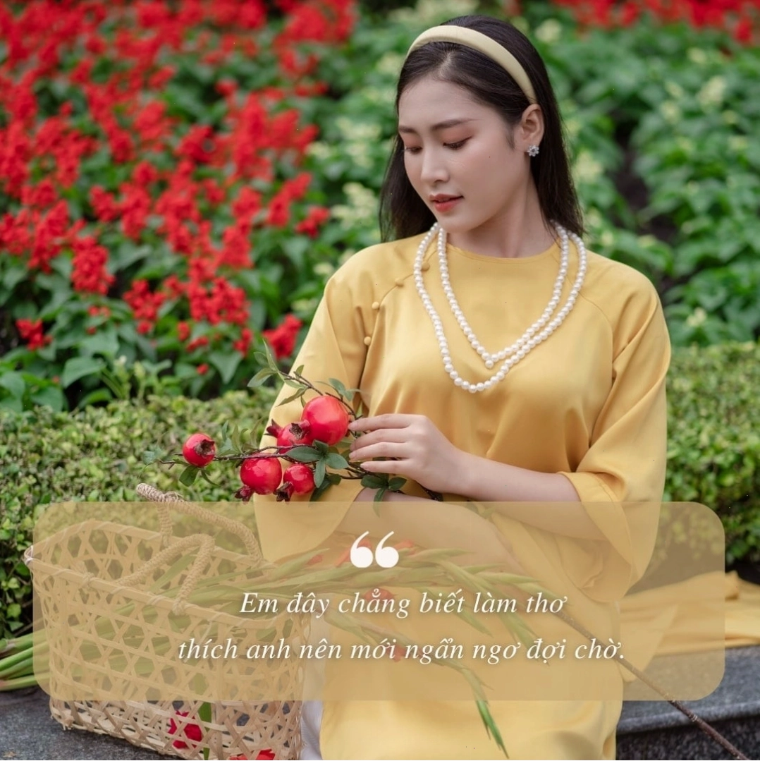 Ngắm nhìn ảnh gái xinh mặc áo dài che mặt đầy bí ẩn