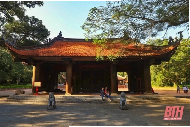 Ngọ môn uy nghi tại khu di tích lịch sử Lam Kinh