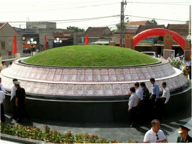 Nhà thờ Làng Sông với kiến trúc cổ kính