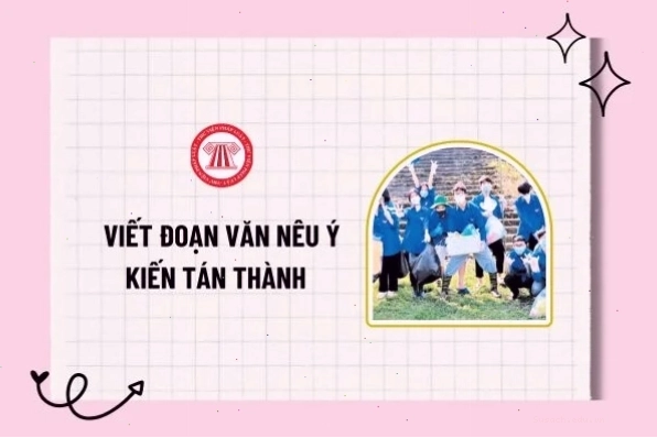 Nhóm người đang trò chuyện vui vẻ