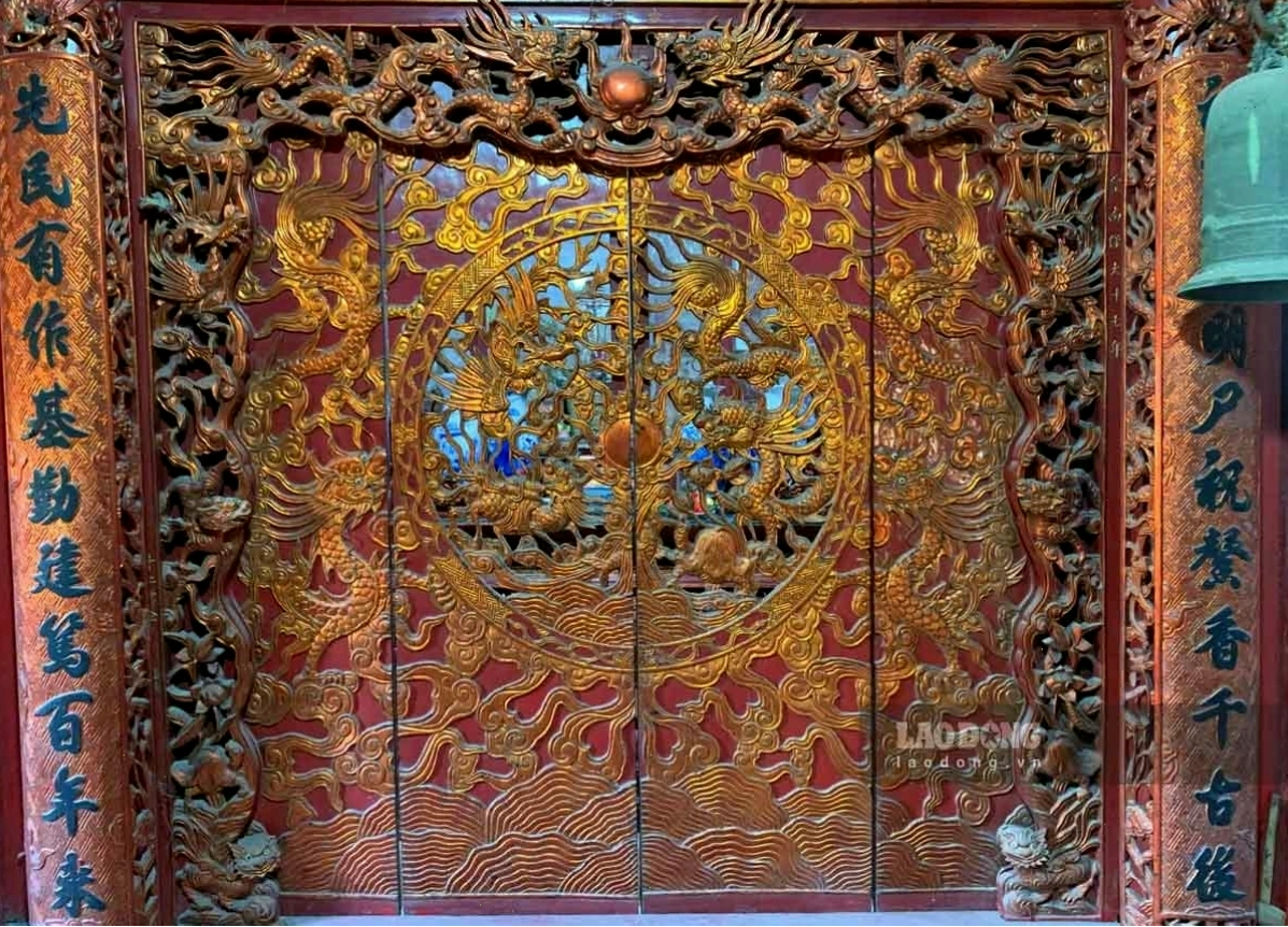 Những hiện vật cổ có giá trị lịch sử được lưu giữ tại đình Vân Chàng