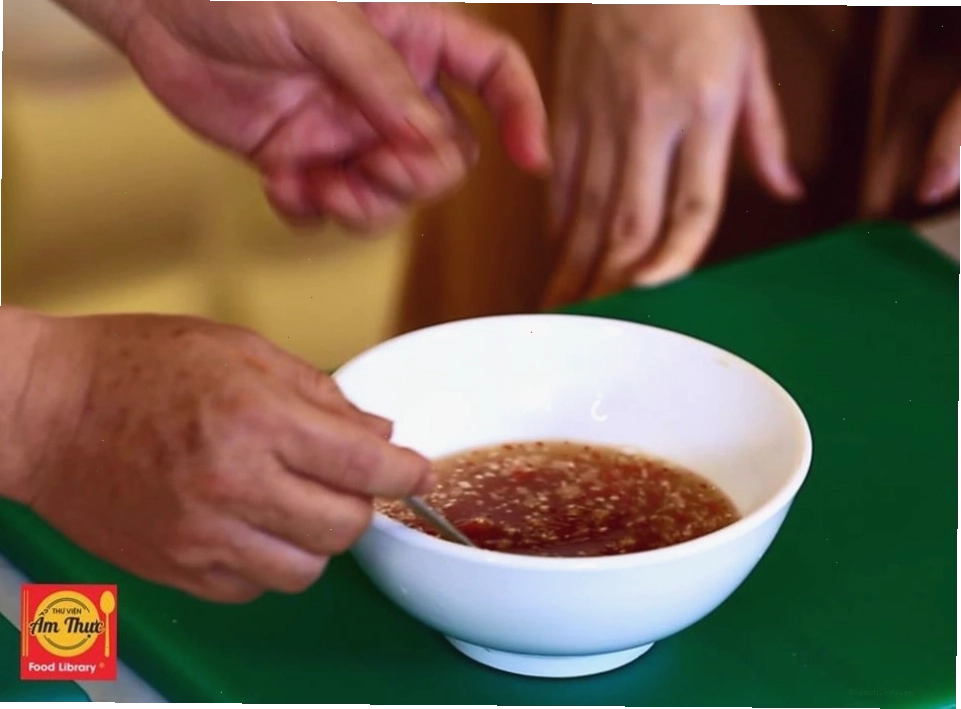 Nước mắm chua ngọt sánh kẹo cho món cơm tấm