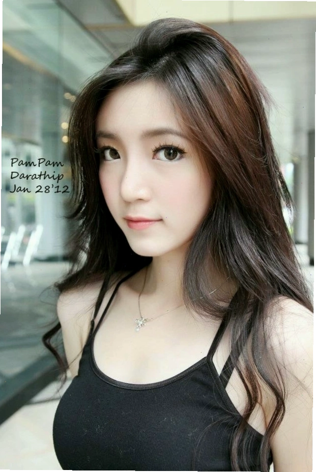 Pam Pam Darathip - Người mẫu với thân hình quyến rũ