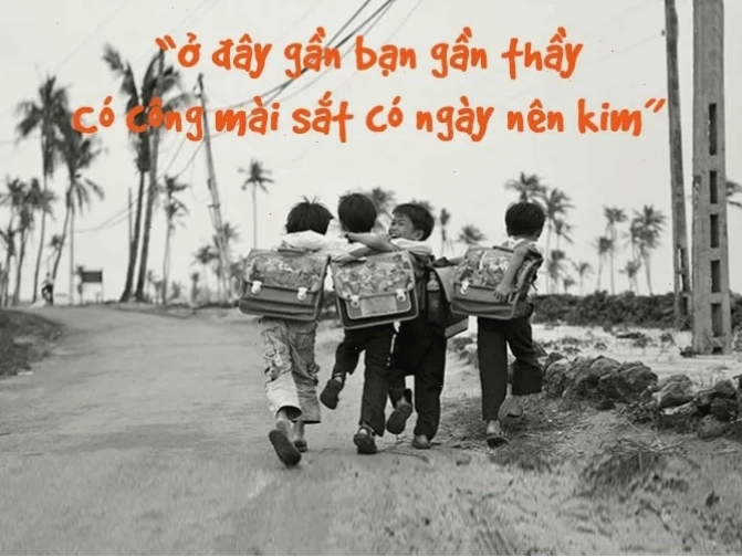 Thầy và trò cùng nhau học tập