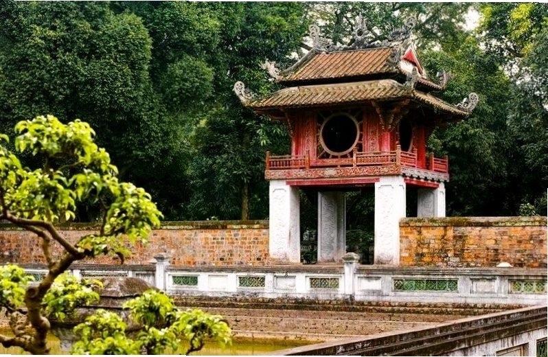 Tranh vẽ phong cảnh phố cổ Hội An lung linh về đêm