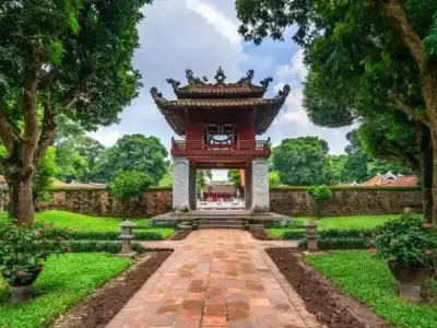 Văn Miếu Quốc Tử Giám - Trường Đại học đầu tiên của Việt Nam