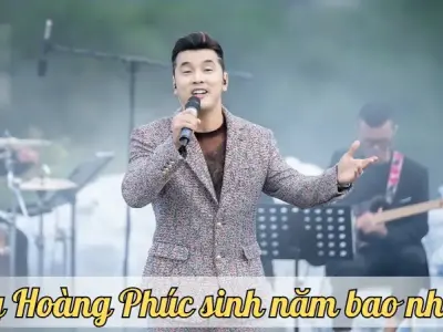 Ưng Hoàng Phúc sinh năm bao nhiêu? Khám phá tuổi thật của ca sĩ nổi tiếng