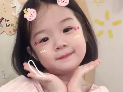 Trái tim tan chảy với em bé meme dễ thương nhất hiện nay