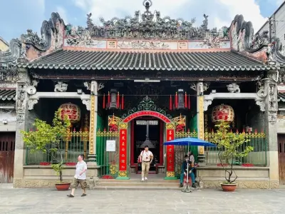 Trải nghiệm không gian linh thiêng tại Chùa Bà Thiên Hậu