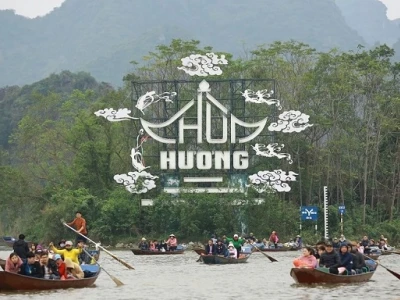 Khám phá chi tiết quần thể di tích Chùa Hương Hà Nội