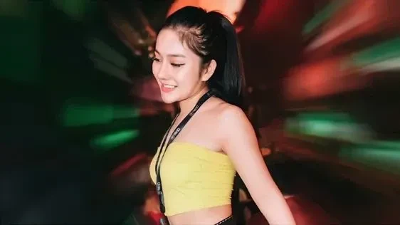 gái xinh remix 18